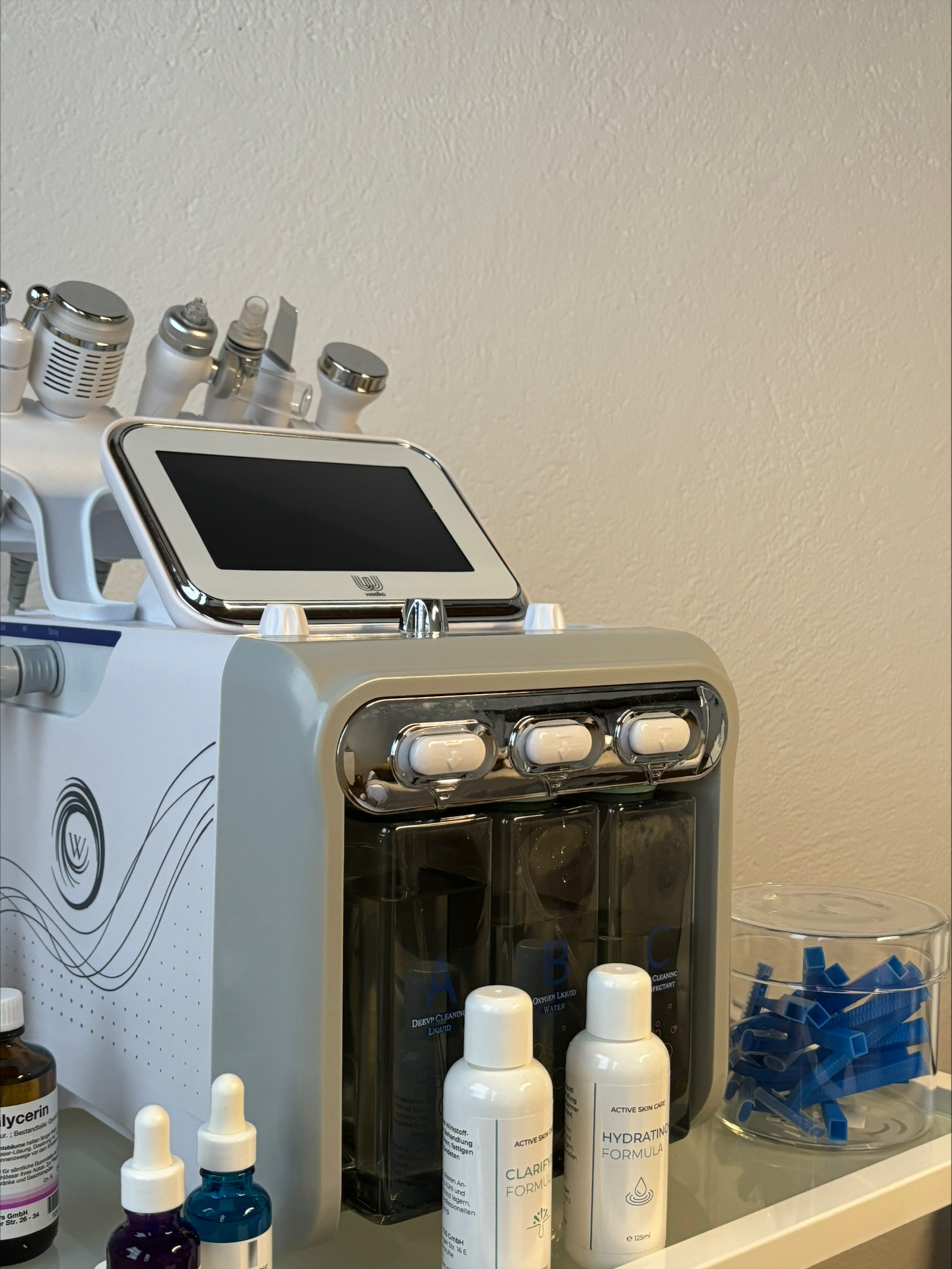 Aquafacial – Tiefenreinigung und Feuchtigkeit für strahlende Haut